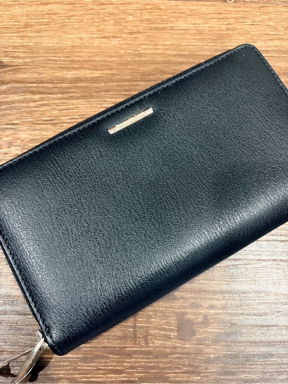 Ermenegildo Zegna Black Leather Zip Wallet with Metal Logo